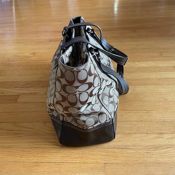 Coach Hampton Canvas Handbag 15”L x 9”H x 5”W Beige with Dark Brown Acce… - Picture 4 of 11